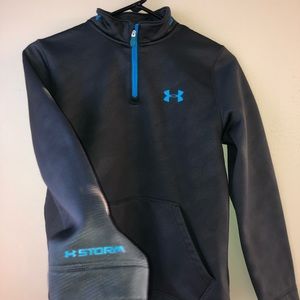 Kids Under Armour Half Zip, Size Youth LG, like new. Loose fit. Cold gear.